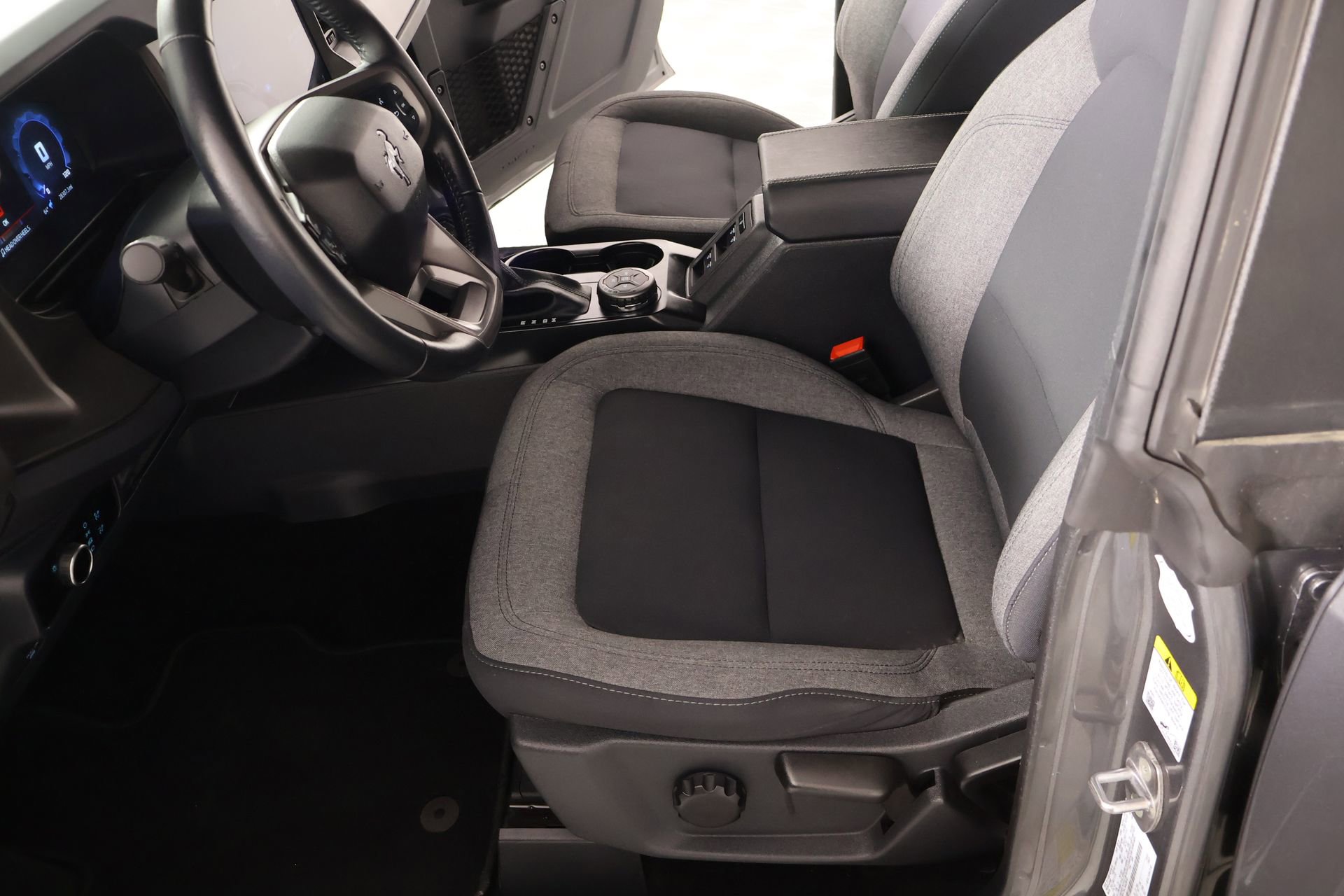 Used 2025 Ford Bronco Big Bend image 12