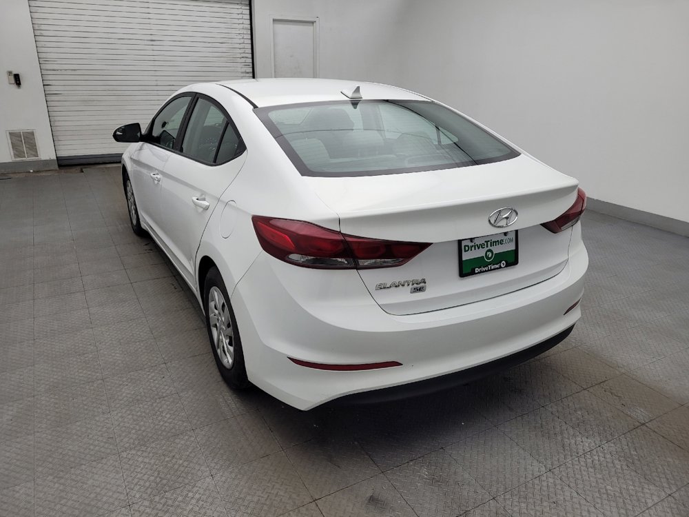 Used 2017 Hyundai Elantra SE image 5