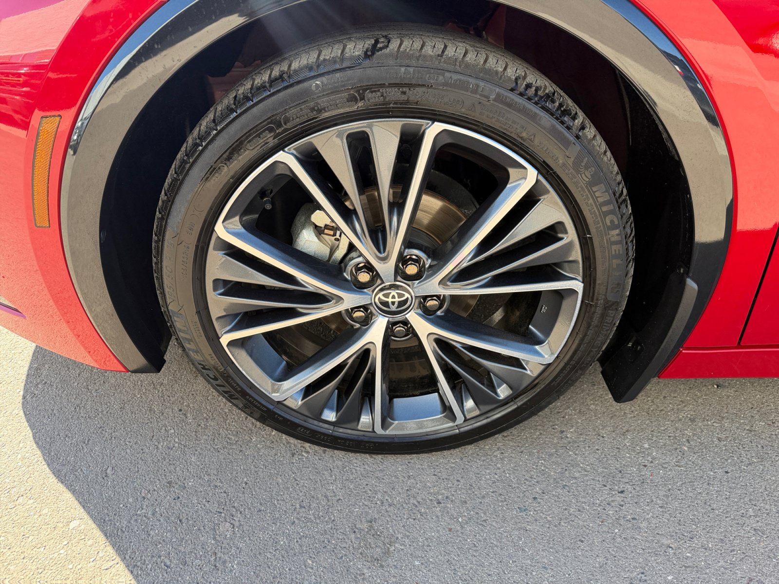 Used 2026 Toyota Prius XLE FWD image 11