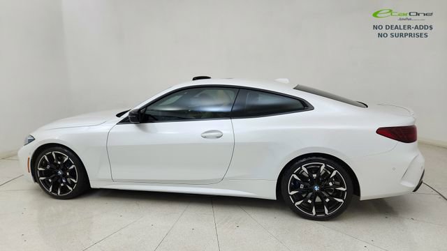 Used 2026 BMW M440i Coupe image 4
