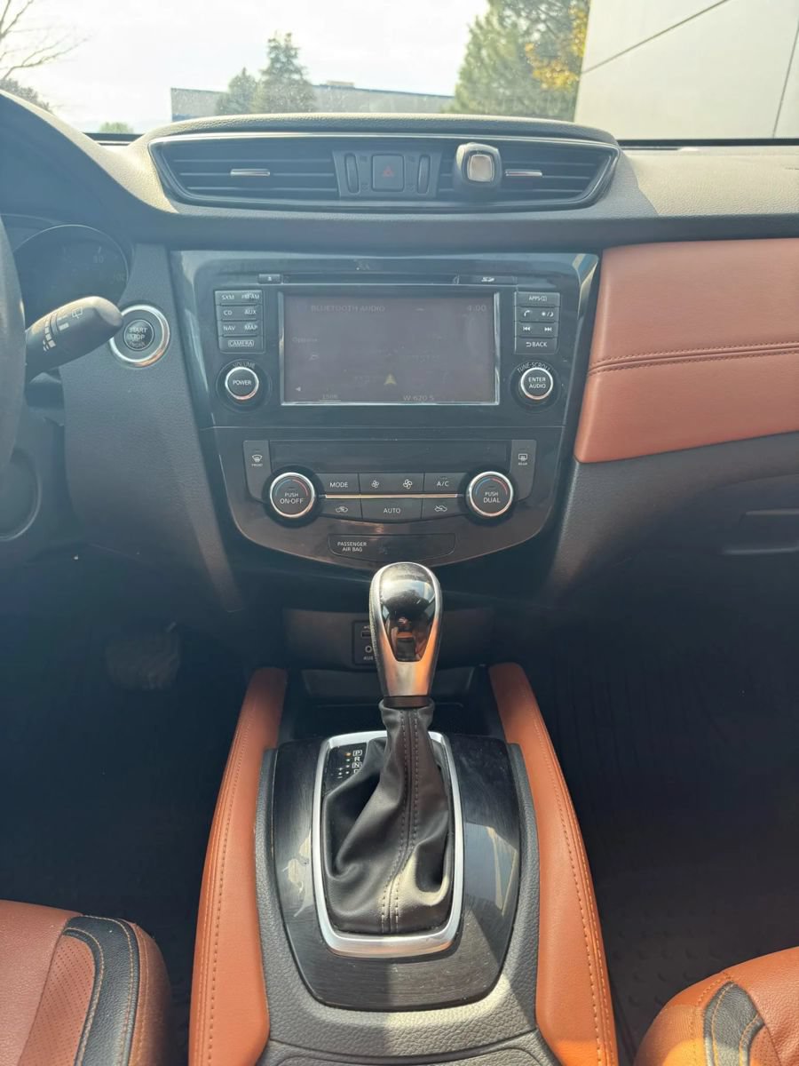Used 2017 Nissan Rogue SL w/ SL Premium Package AWD/4WD image 17