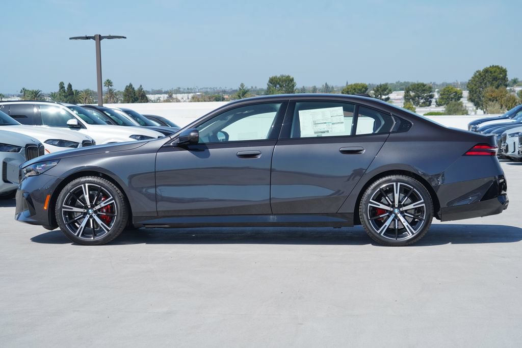 New 2027 BMW 530i w/ M Sport Package RWD image 4