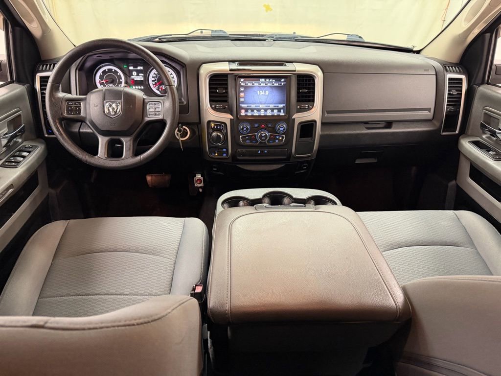 Used 2017 RAM 1500 Classic SLT image 28