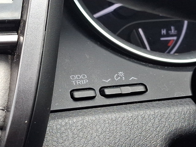 Used 2023 Toyota Camry LE FWD image 25