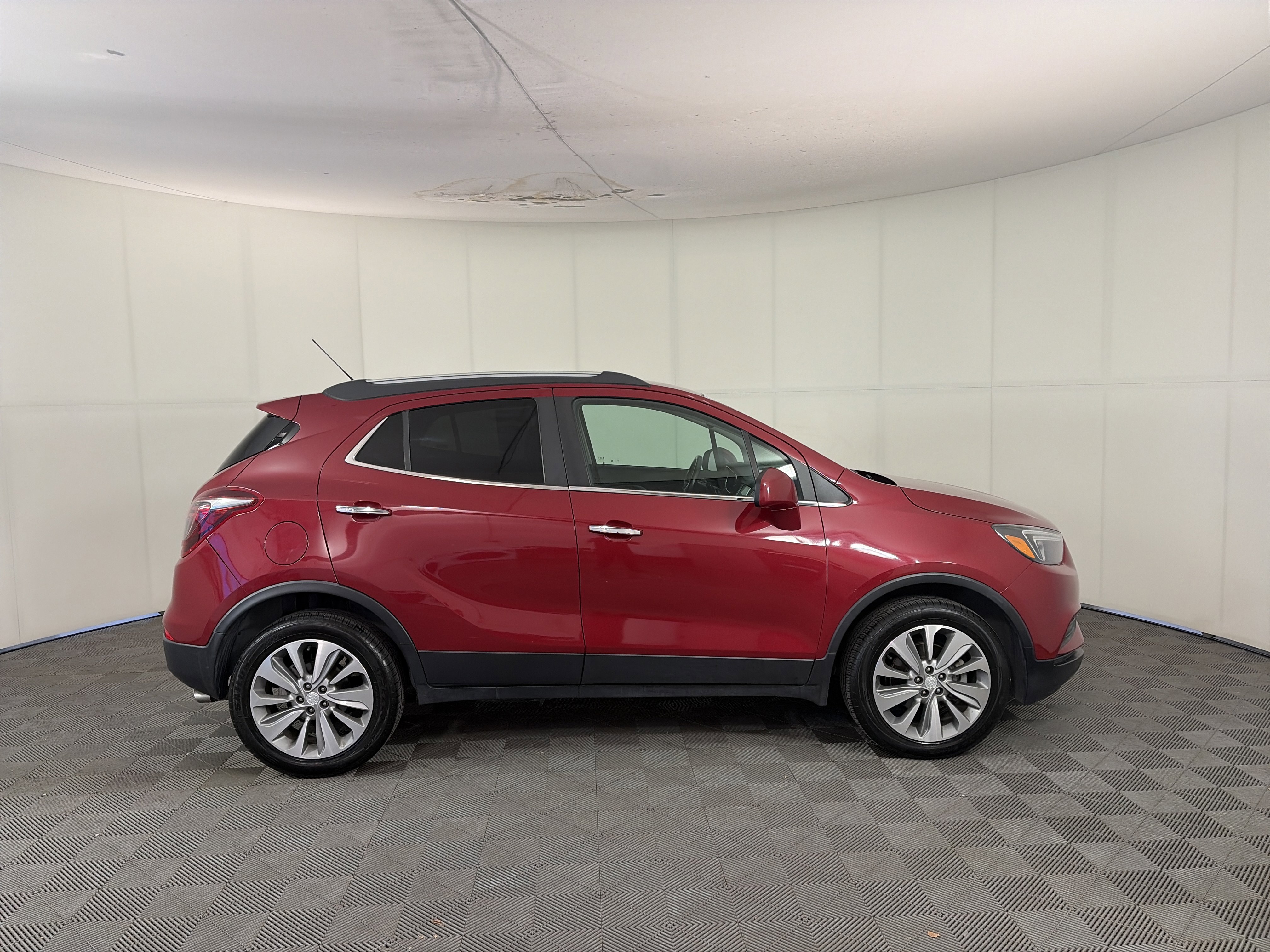 Used 2020 Buick Encore Preferred w/ Safety Package image 4