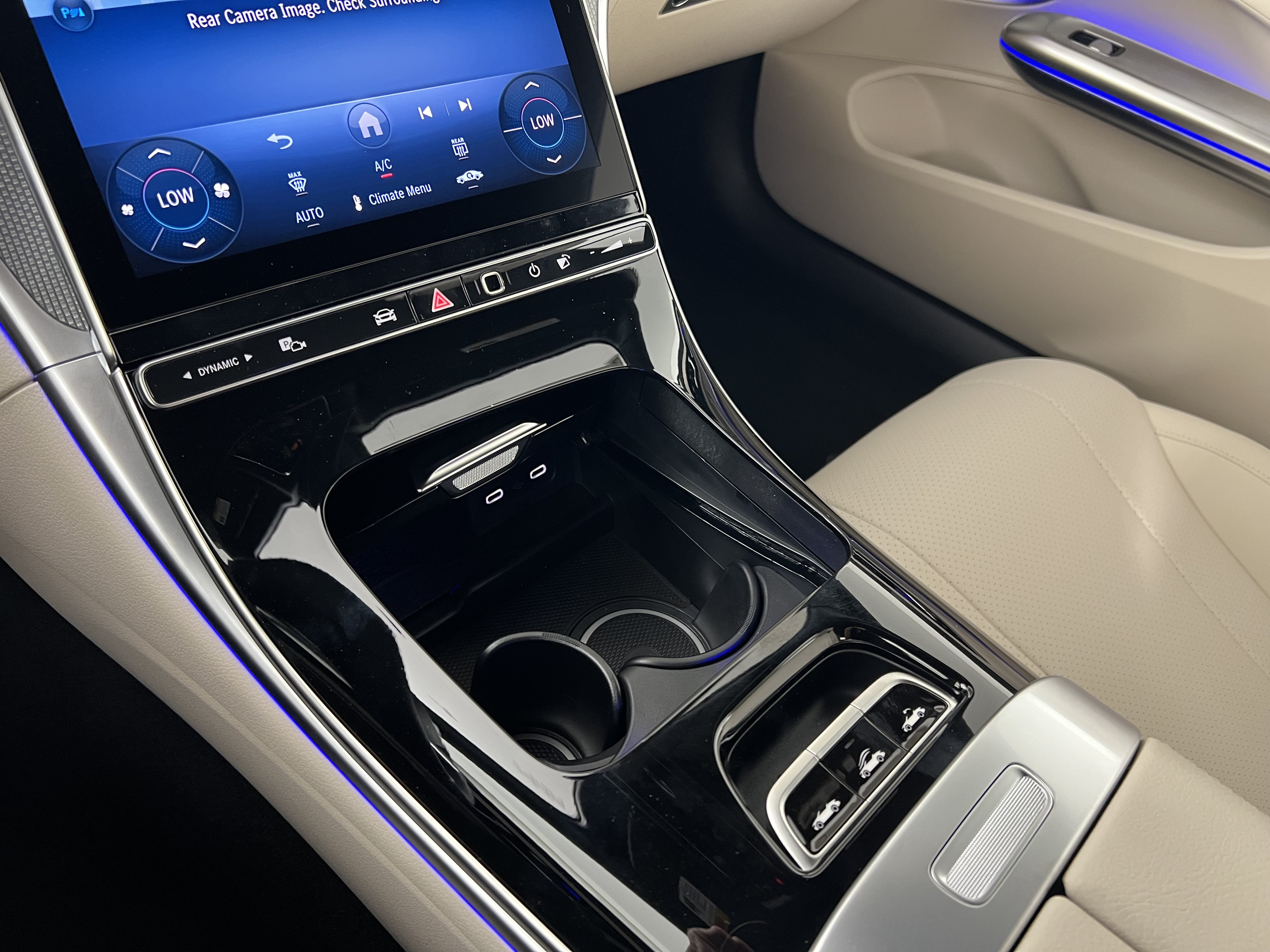 New 2027 Mercedes-Benz CLE 300 4MATIC Cabriolet image 31