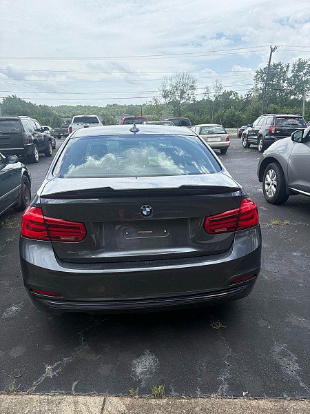 Used 2016 BMW 328i xDrive Sedan AWD/4WD image 4