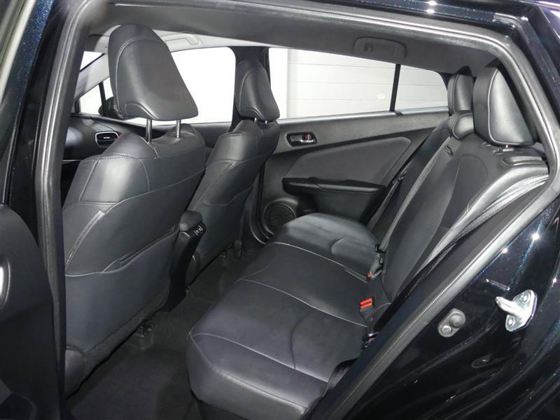 Used 2022 Toyota Prius FWD image 26