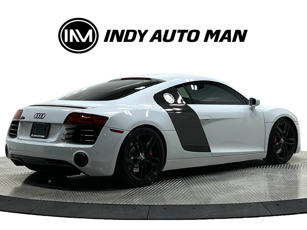 Used 2015 Audi R8 V8 w/ Extended Leather Package AWD/4WD image 4