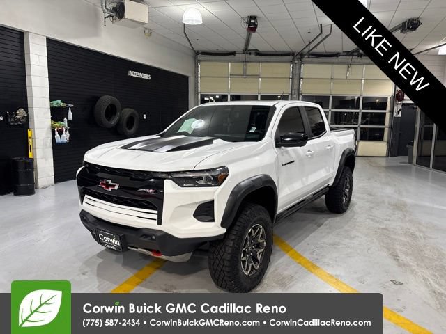Used 2025 Chevrolet Colorado ZR2 w/ Technology Package AWD/4WD image 1