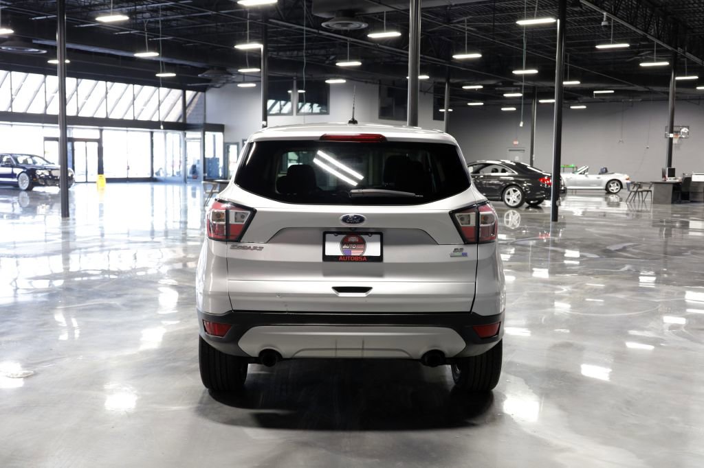 Used 2017 Ford Escape SE AWD/4WD image 6