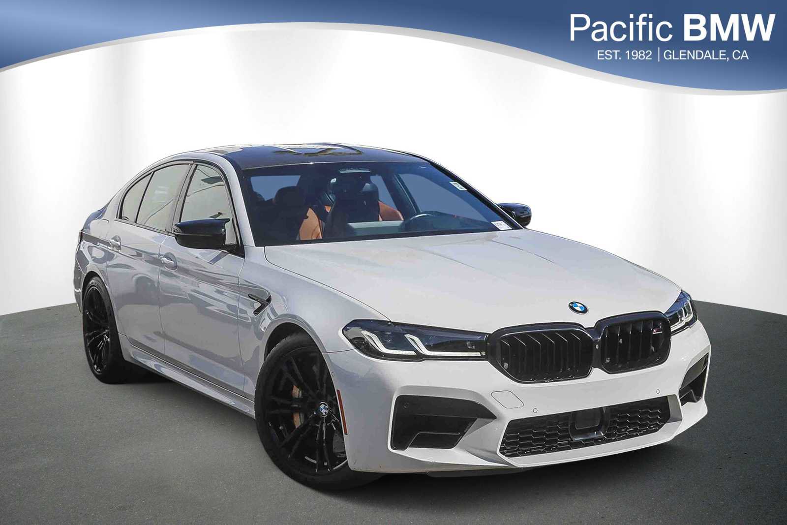 Used 2023 BMW M5 image 1