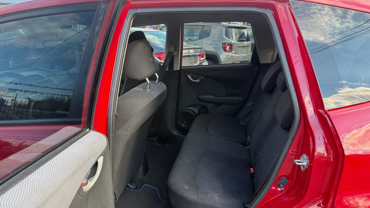 Used 2013 Honda Fit Sport image 11