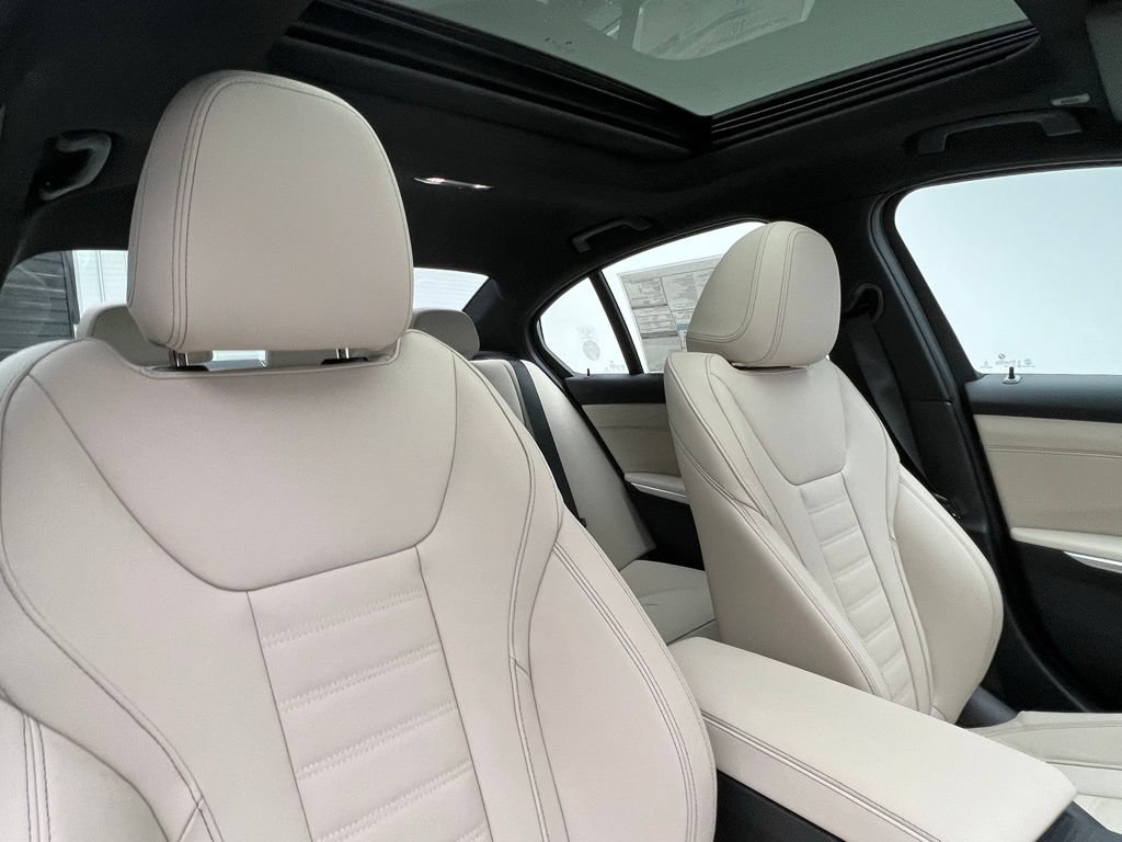 Certified 2026 BMW 330i Sedan w/ Premium Package RWD image 7
