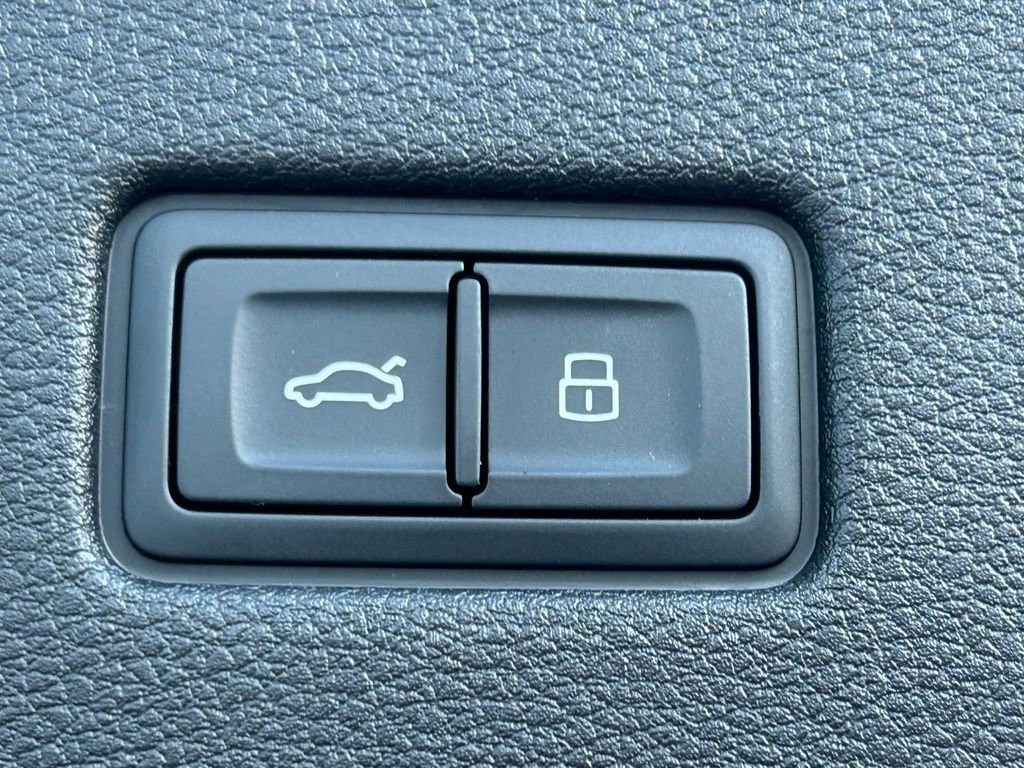 Used 2024 Audi SQ8 Prestige image 62