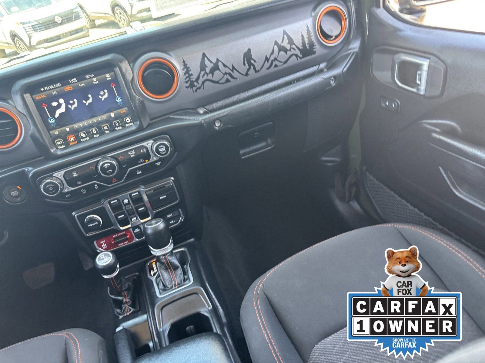 Used 2023 Jeep Gladiator Mojave w/ Trailer Tow Package AWD/4WD image 17