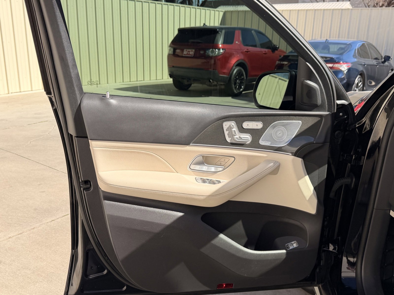 Used 2020 Mercedes-Benz GLS 450 4MATIC image 13