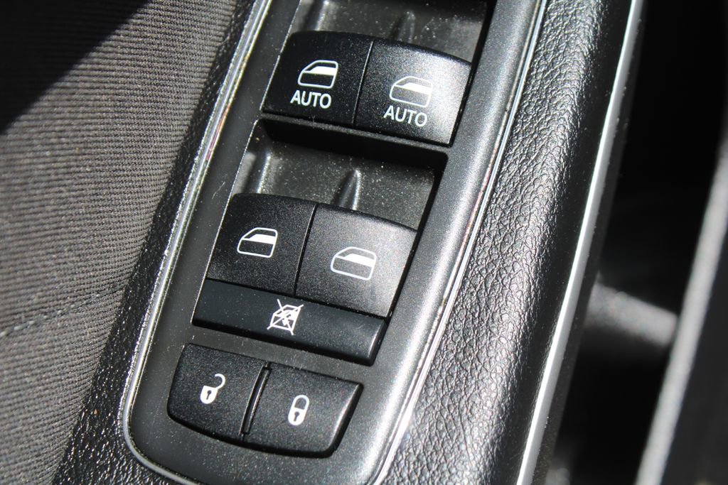 Used 2019 Dodge Charger R/T w/ Driver Confidence Group image 19