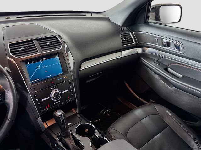 Used 2017 Ford Explorer Sport image 23