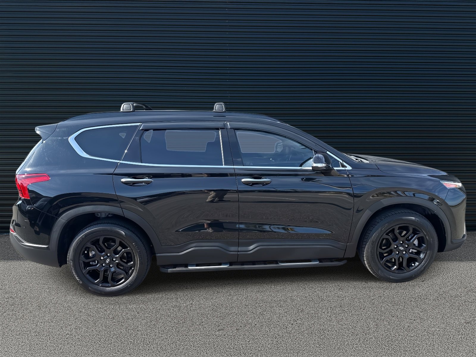 Used 2023 Hyundai Santa Fe XRT w/ Cargo Package image 8