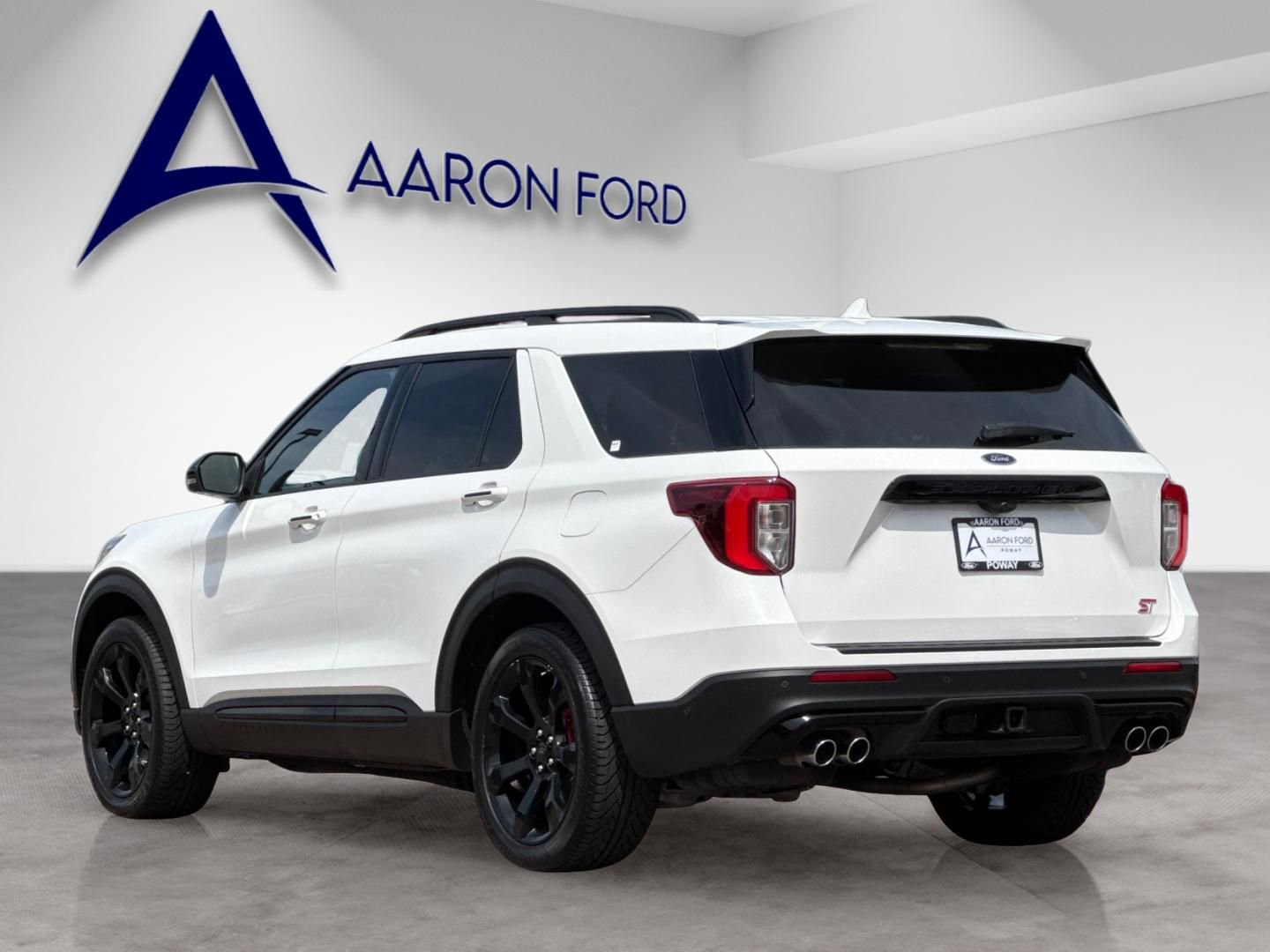 Used 2022 Ford Explorer ST w/ Equipment Group 401A image 4