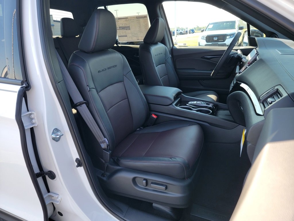 New 2026 Honda Ridgeline Black Edition image 12