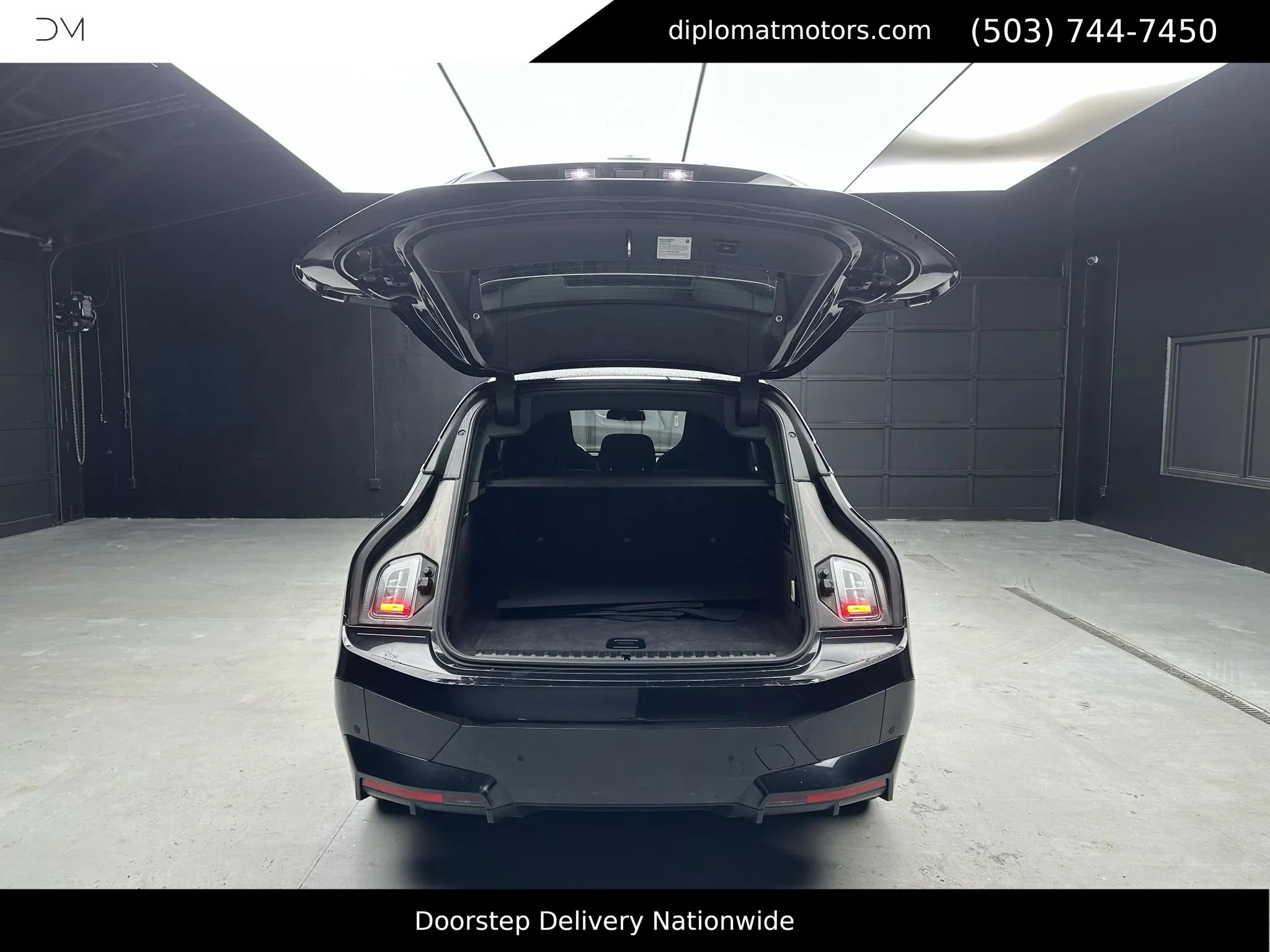 Used 2024 BMW iX xDrive50 w/ Sport Package image 44