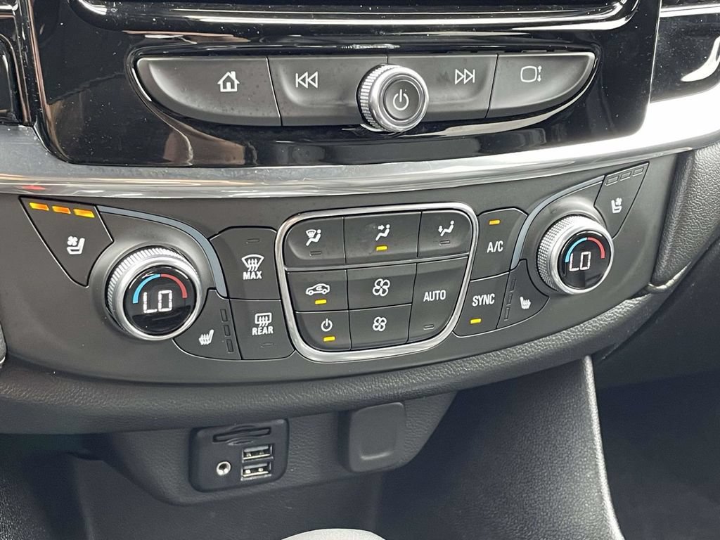 Used 2023 Chevrolet Traverse Premier AWD/4WD image 42