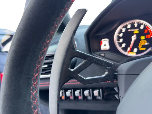 Used 2018 Lamborghini Huracan Performante image 23