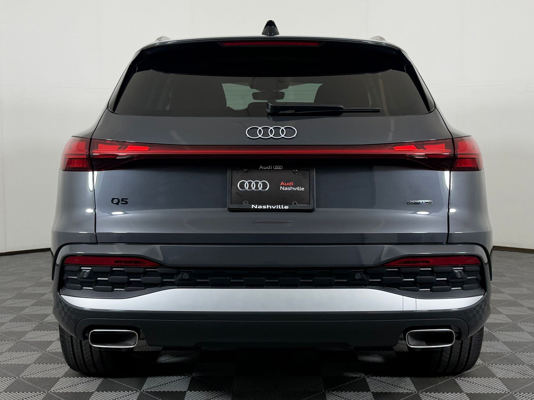 Certified 2025 Audi Q5 Prestige AWD/4WD image 10