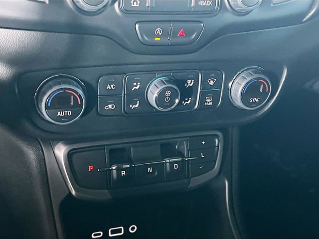 Used 2022 GMC Terrain AT4 w/ Infotainment Package II image 23