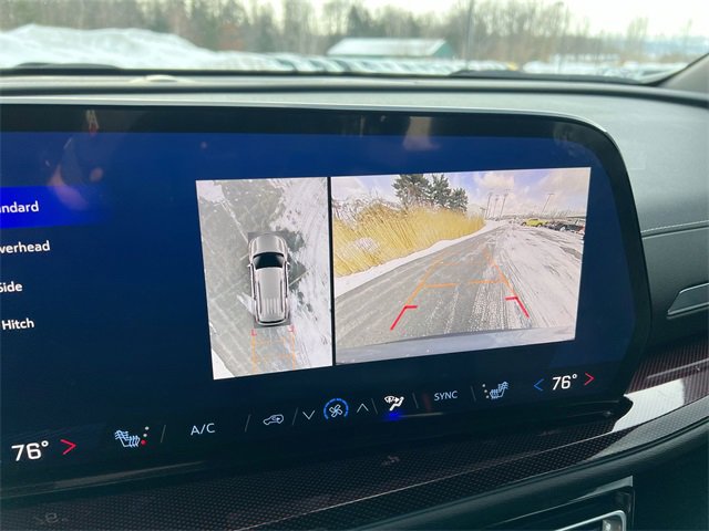 Used 2025 Chevrolet Traverse Z71 w/ Driver Confidence Package image 15