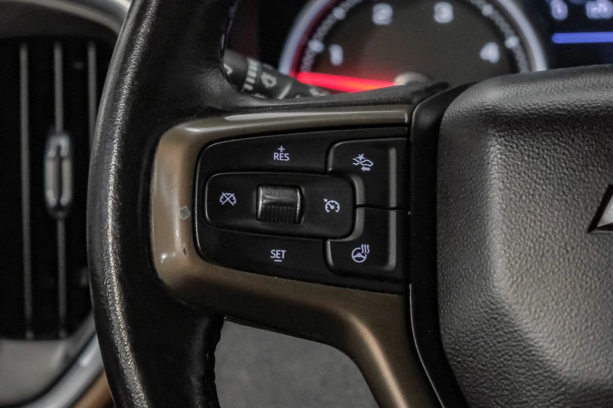 Used 2022 Chevrolet Silverado 3500 High Country image 17