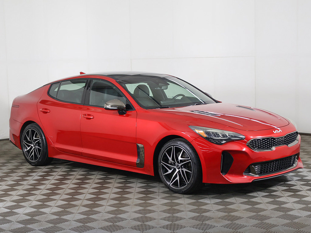 Used 2022 Kia Stinger GT-Line w/ Sun & Sound Package RWD image 2
