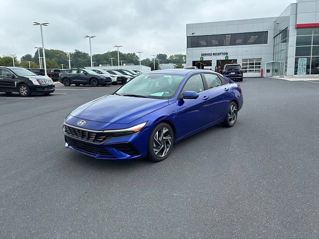 Used 2024 Hyundai Elantra Limited FWD image 19
