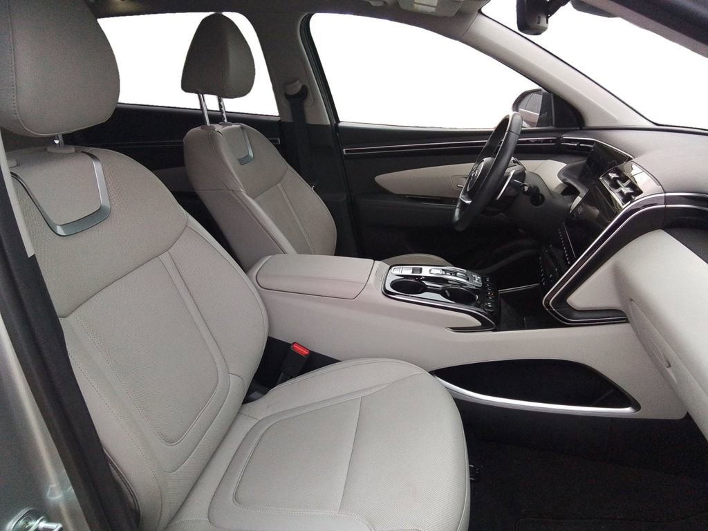 Used 2022 Hyundai Tucson Limited image 15