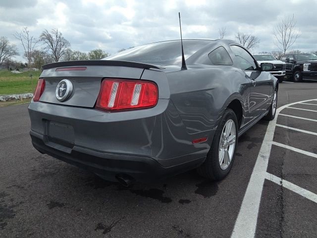 Used 2010 Ford Mustang Premium image 8