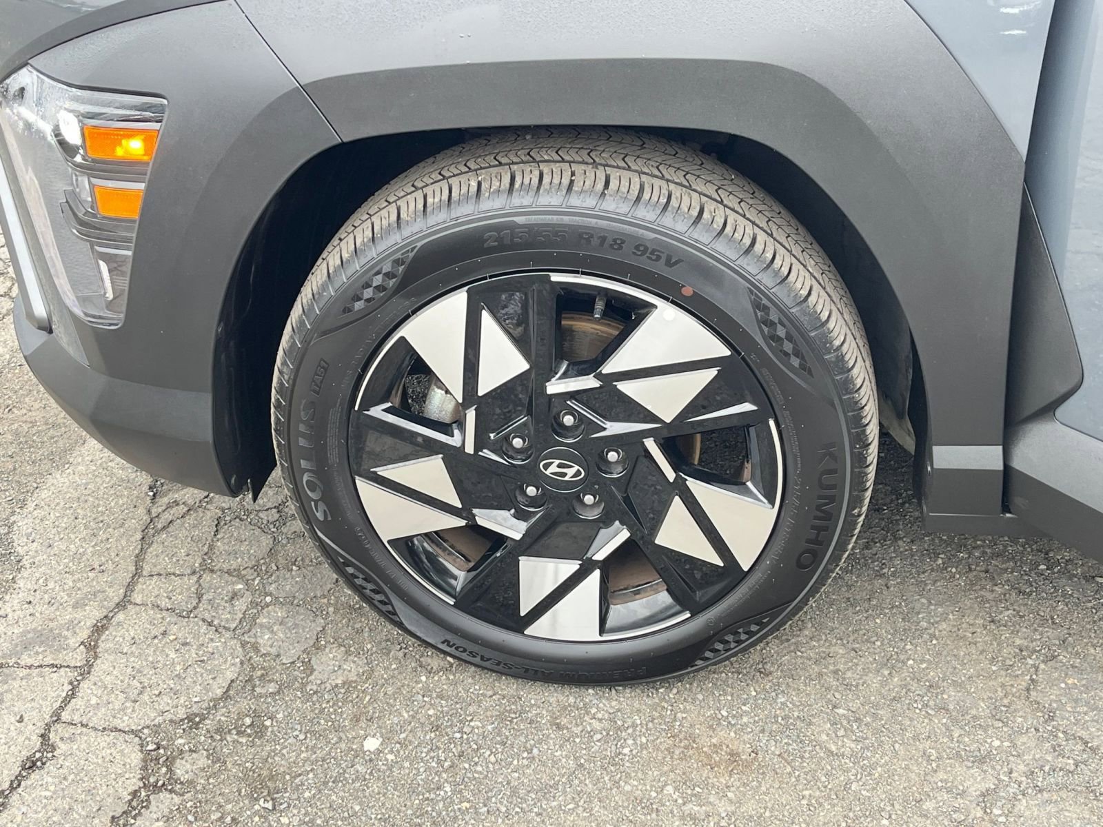 Used 2025 Hyundai Kona SEL image 30