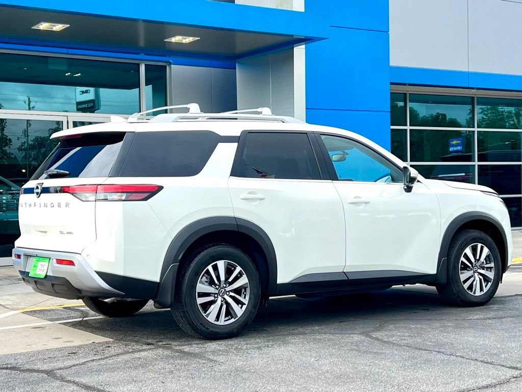 Used 2022 Nissan Pathfinder SL image 4