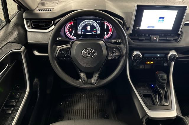 Certified 2025 Toyota RAV4 XLE FWD image 18