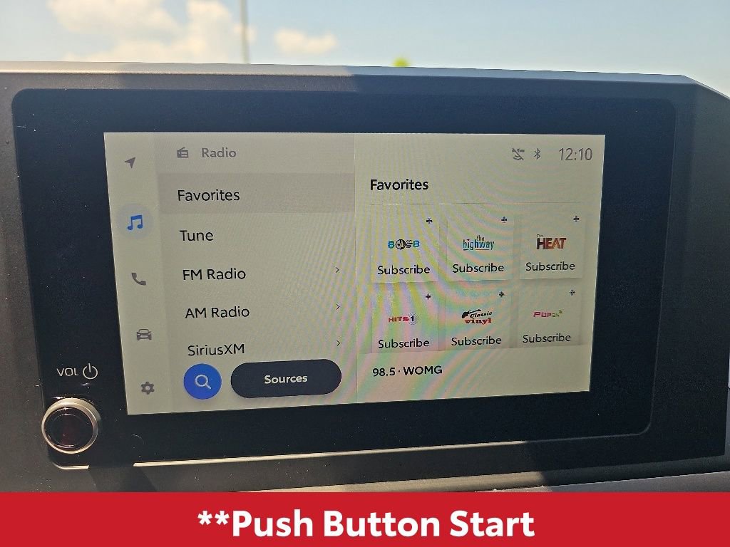 Used 2025 Toyota 4Runner SR5 AWD/4WD image 16