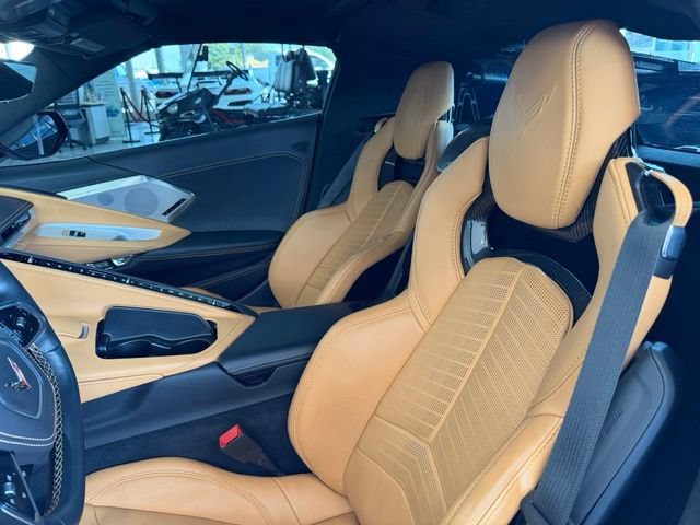 Used 2023 Chevrolet Corvette Stingray Premium Cpe w/ Z51 Performance Package RWD image 23