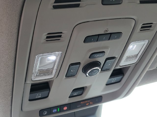 Certified 2024 Cadillac Escalade Sport Platinum AWD/4WD image 21