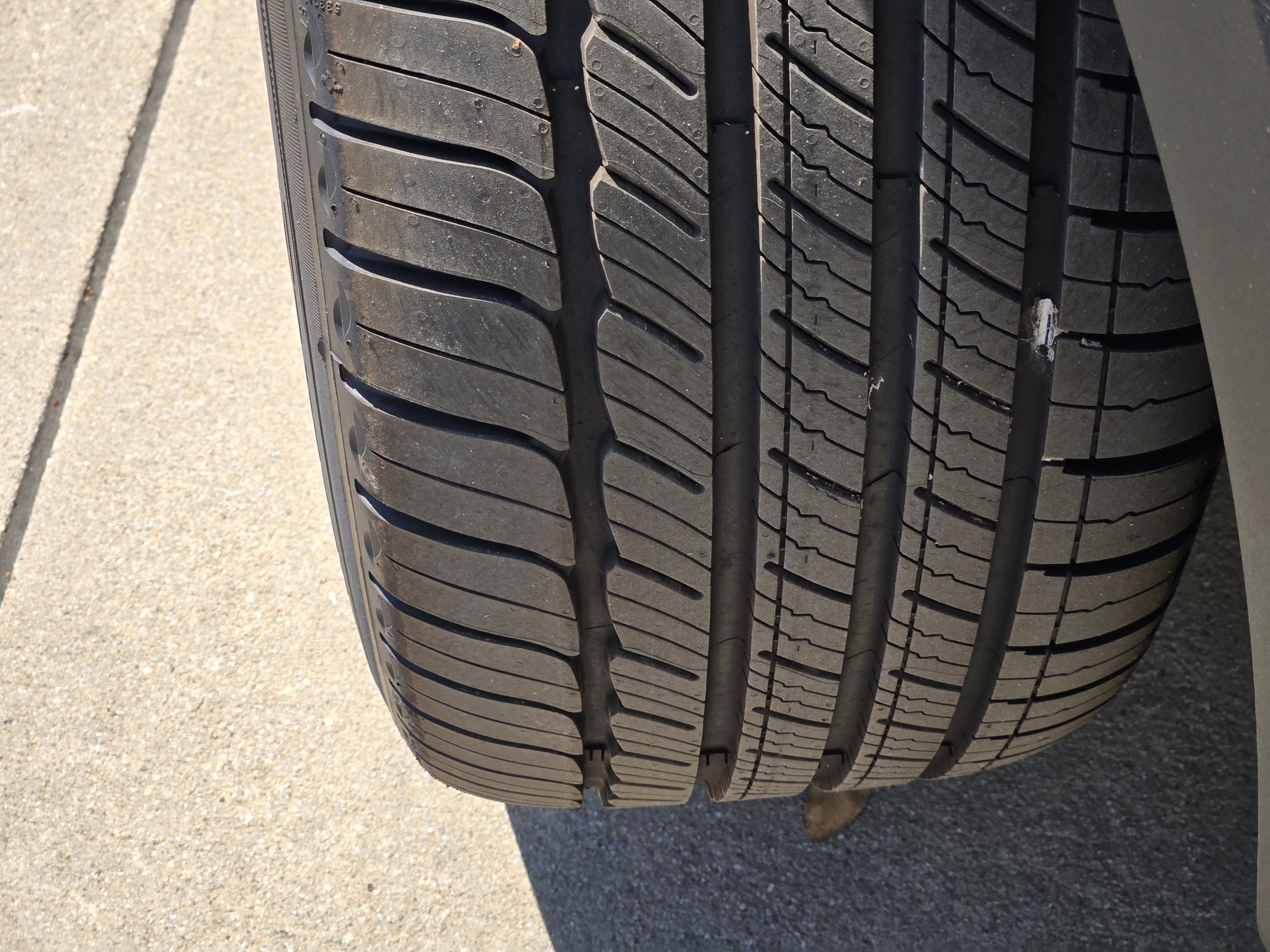 New 2026 Volvo XC40 B5 Plus w/ Protection Package Premier image 13