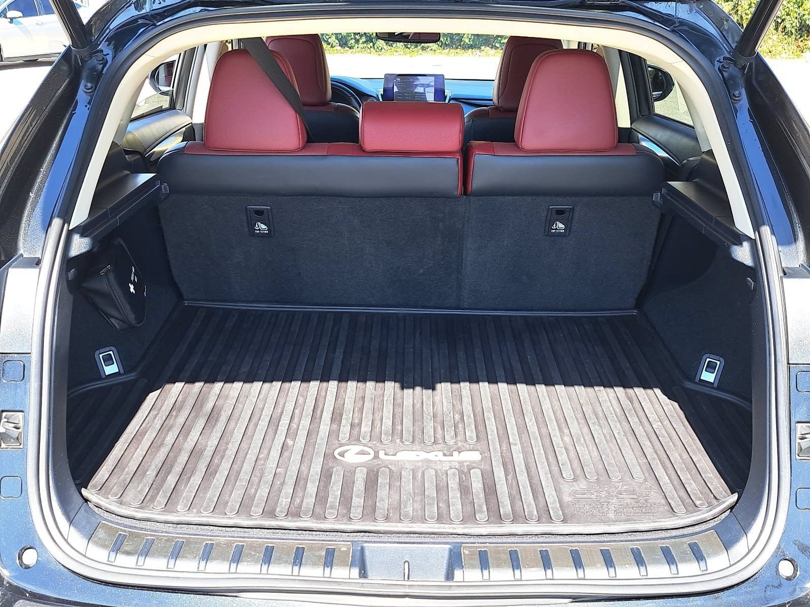 Used 2018 Lexus NX 300h AWD w/ Comfort Package image 13