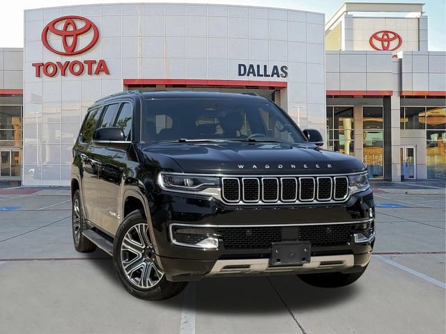 Used 2024 Jeep Wagoneer L Series II RWD image 1