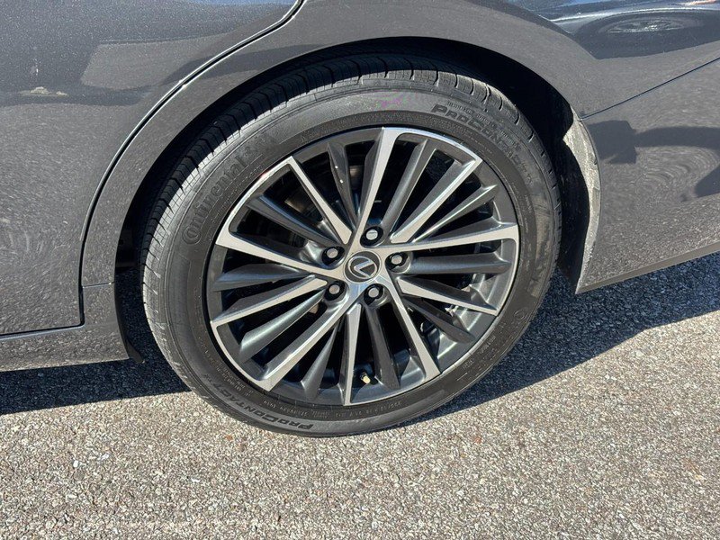Used 2022 Lexus ES 350 w/ Premium Package FWD image 10