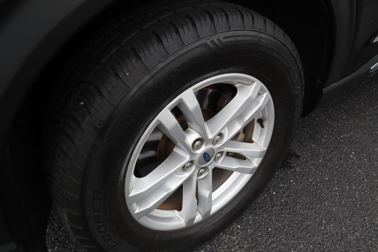 Used 2020 Ford Explorer XLT AWD/4WD image 27
