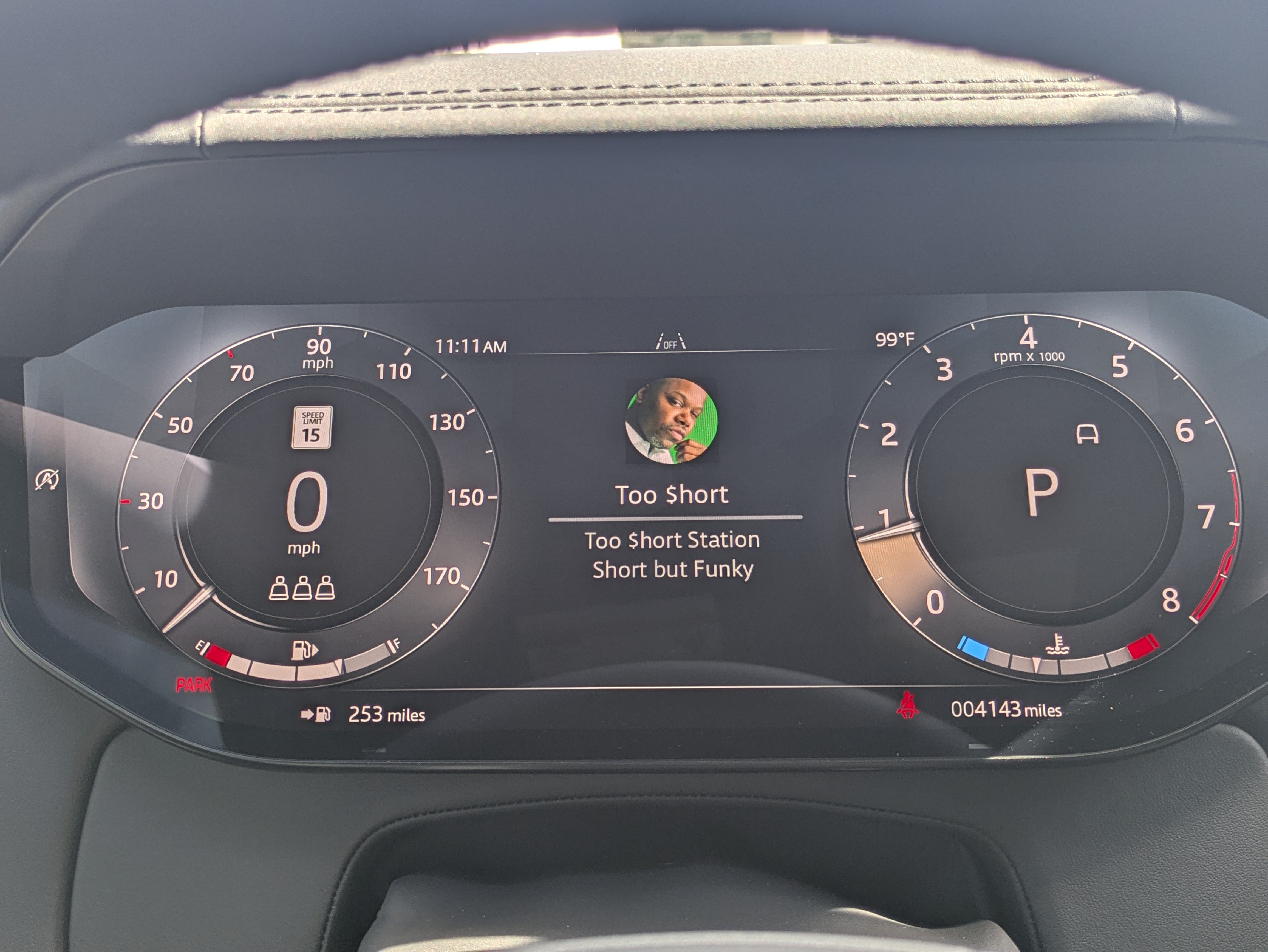 Used 2025 Land Rover Range Rover SE AWD/4WD image 26