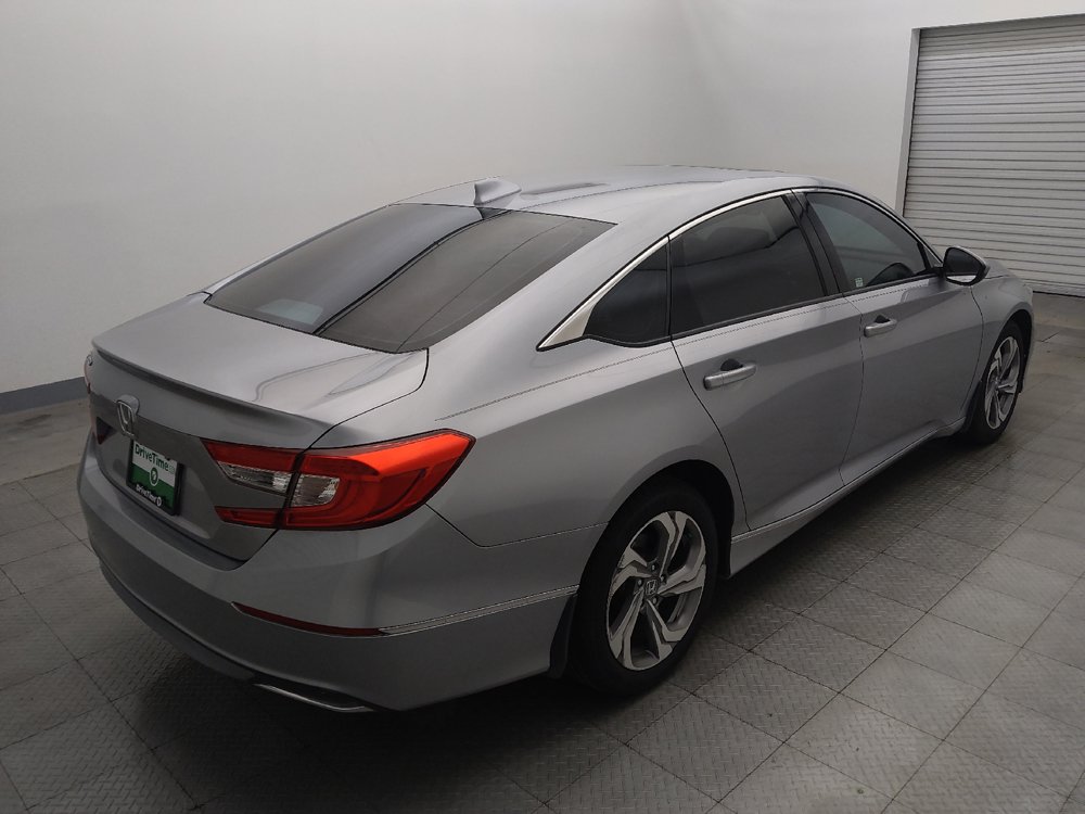 Used 2018 Honda Accord EX image 9